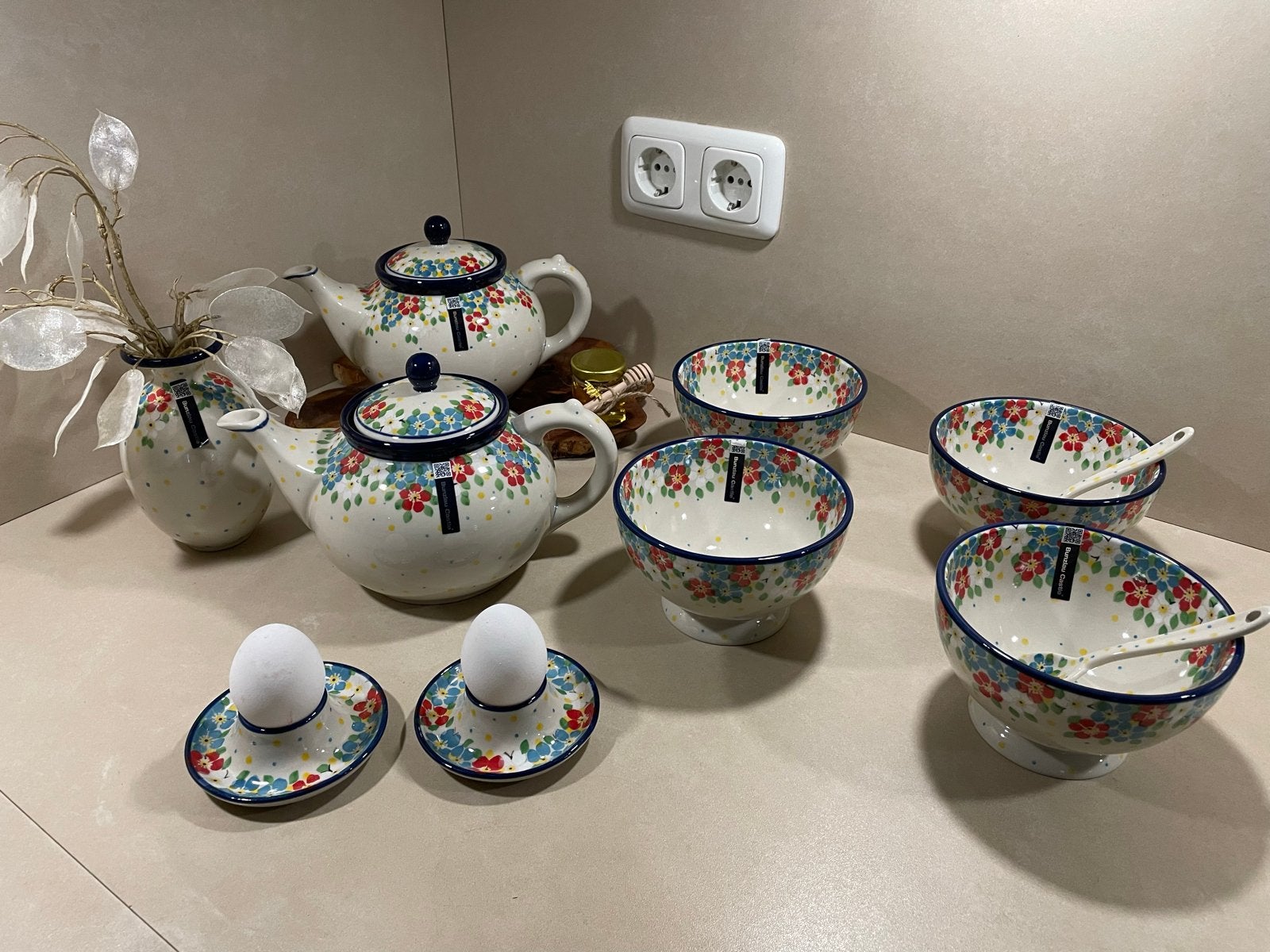 Prachtige, nieuwe Bunzlau servies set - 11-delig, Overige merken, Nieuw, Ophalen of Verzenden, Overige stijlen