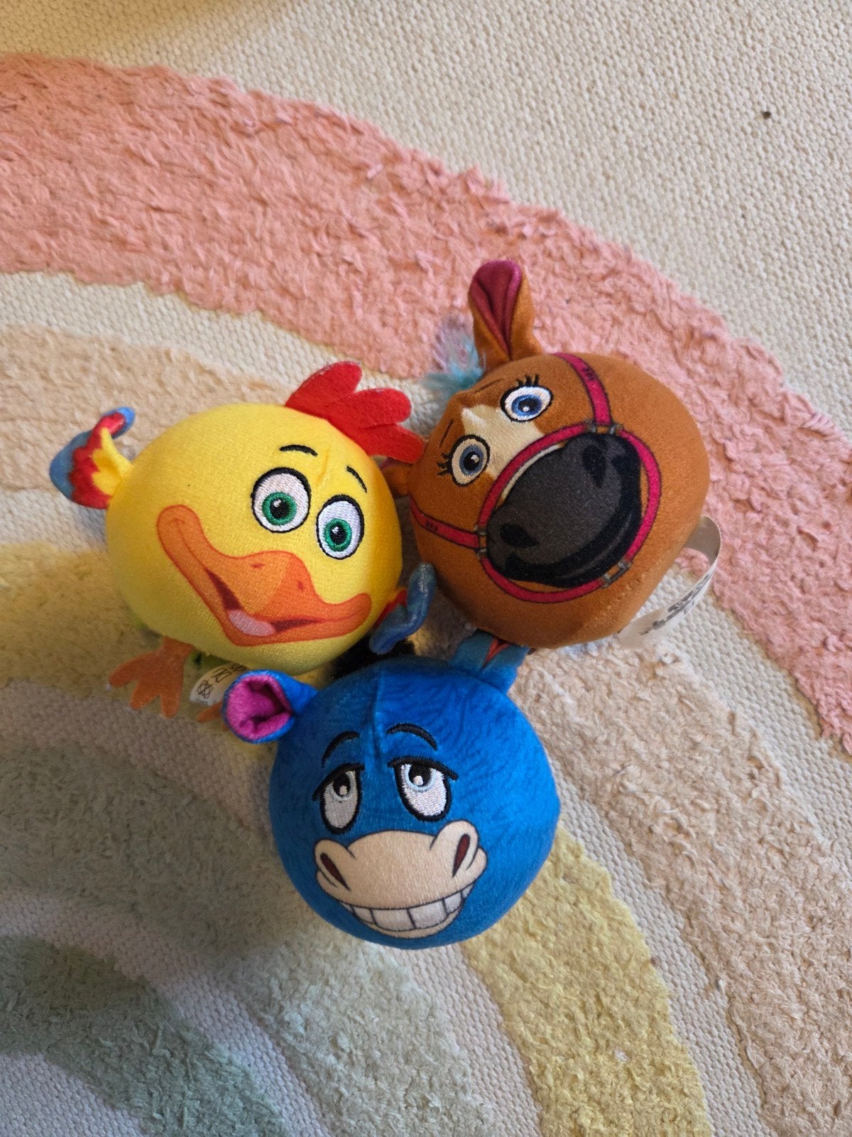 3 boerderij mini's knuffels zachte squishy:  kip, ezel en p, Ophalen of Verzenden, Zo goed als nieuw, Paard
