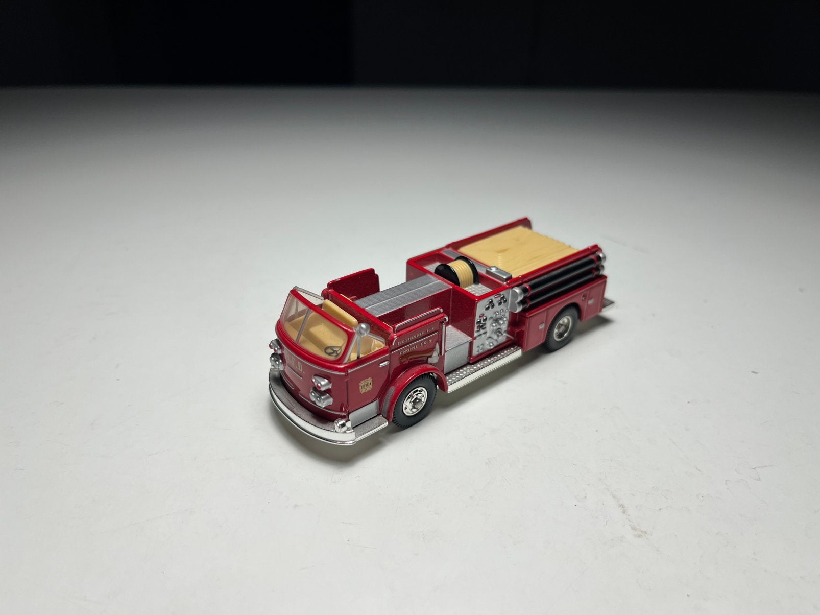 Corgi Toys - ALF 900 Pumper - Schaal 1:72, Hobby en Vrije tijd, Modelauto's | Overige schalen, Verzenden, Gebruikt, Bus of Vrachtwagen