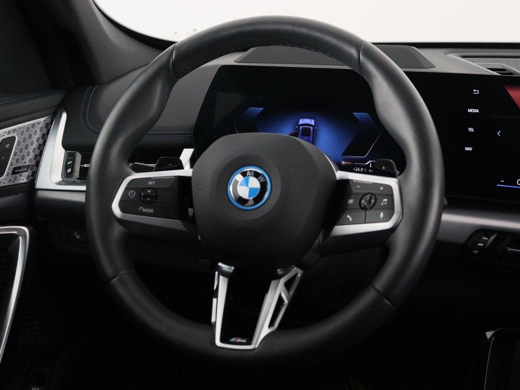BMW X1 xDrive30e (bj 2025, automaat), Auto's, Met garantie (alle), Blauw, Overige brandstoffen, Bedrijf