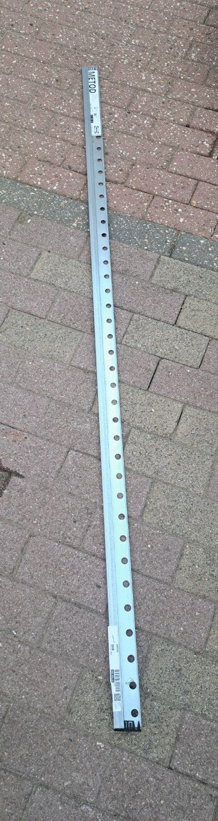IKEA Metod ophangrail 200 cm, Ophalen