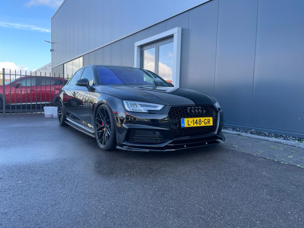 Audi A4 Quattro Zwart, Auto's, Zwart, 4 cilinders, 1984 cc, A4