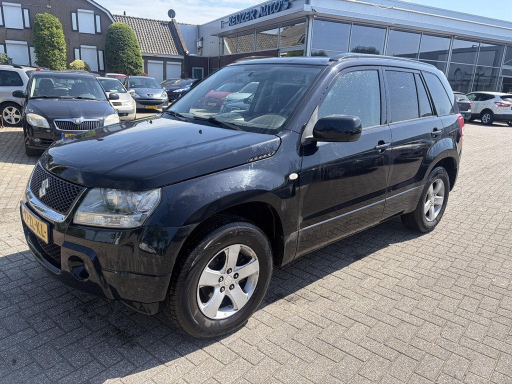 Suzuki Grand Vitara 2.0-16V Shogun Motor rammelt, Auto's, Suzuki, Bedrijf, Te koop, Grand Vitara, 4x4, ABS, Airbags, Airconditioning