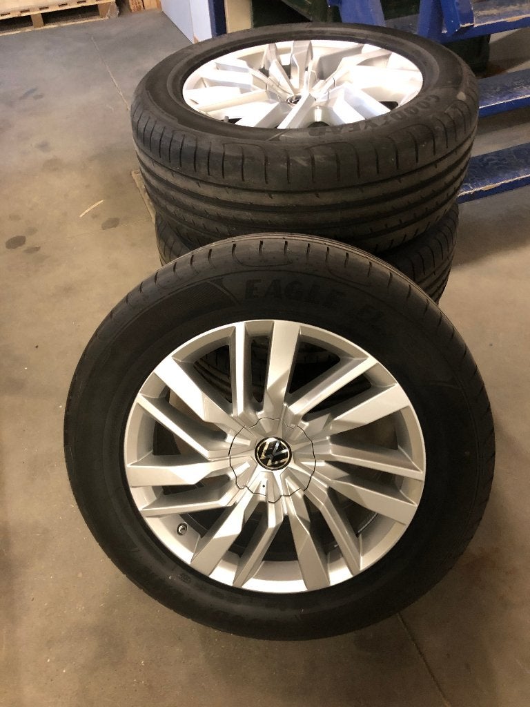 Velgen VW Touareg ongebruikt, 255 mm, Velg(en), Nieuw, Personenwagen