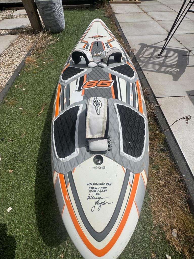 JP Australia Freestyle Wave 85 Windsurfplank, Watersport en Boten, Windsurfen, Ophalen, Gebruikt, Minder dan 250 cm, Met vin(nen)