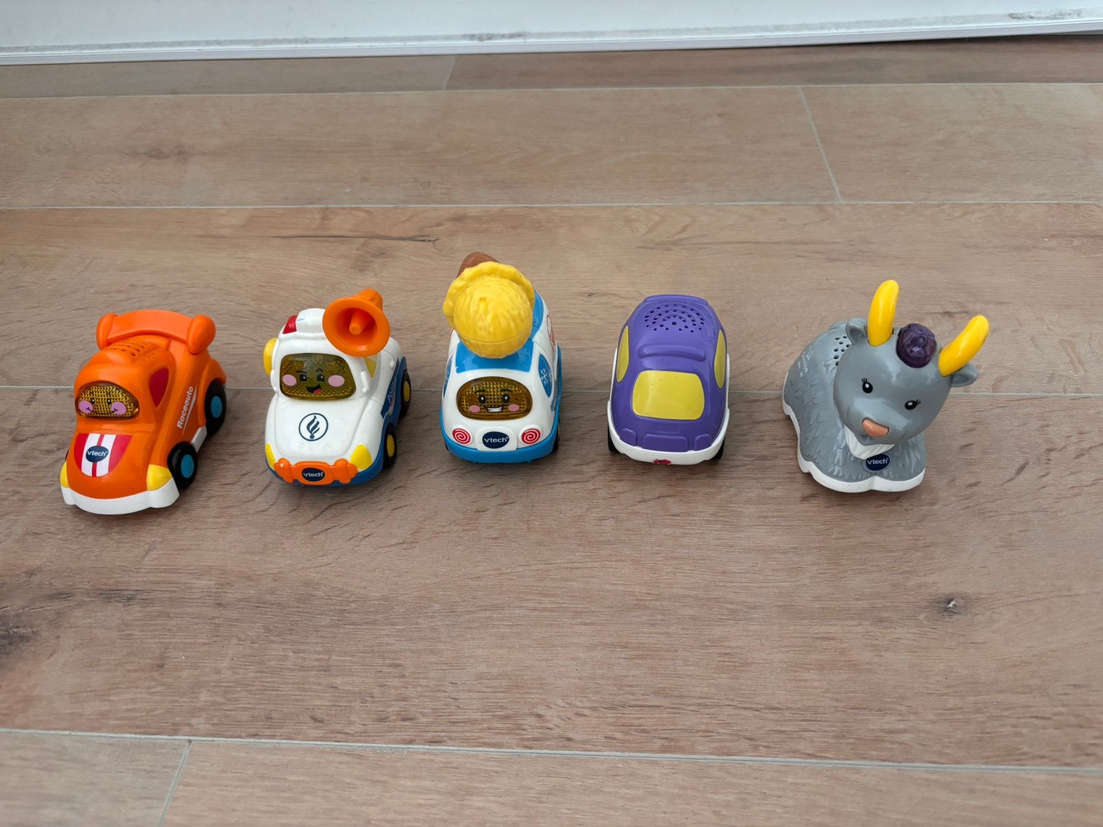 Toet toet auto’s, Ophalen of Verzenden, Zo goed als nieuw