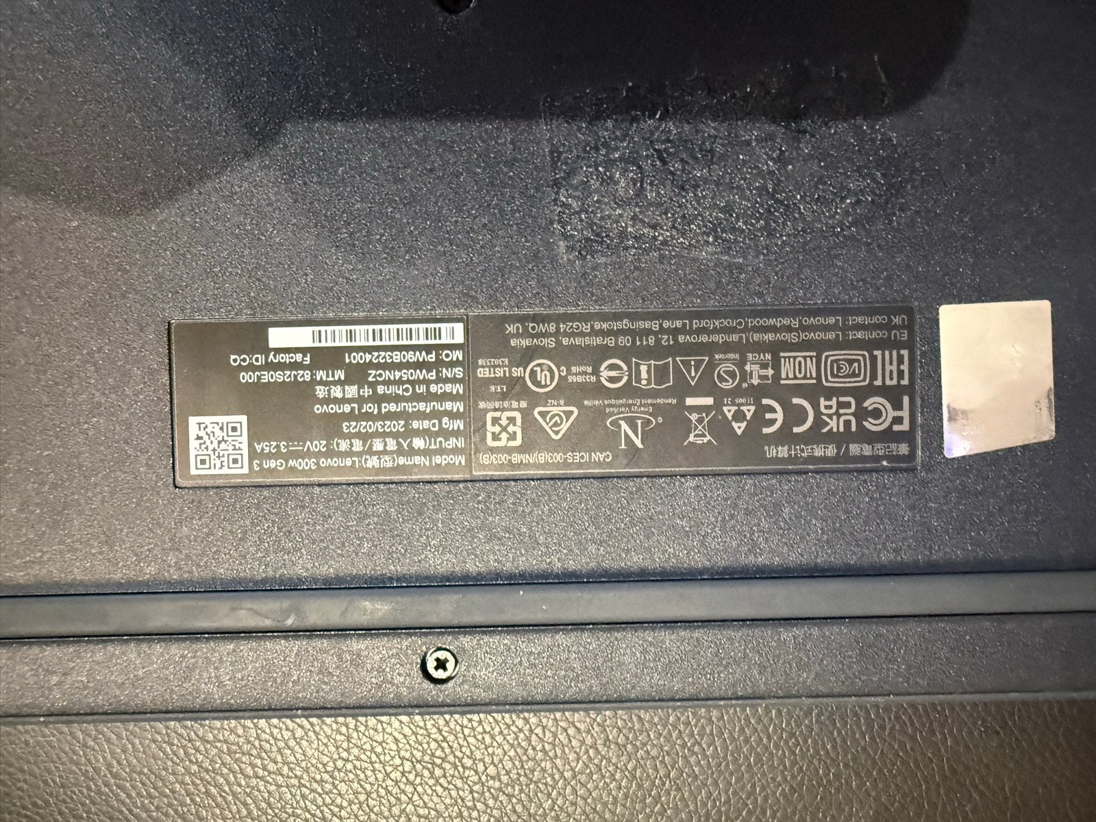 Lenovo 300w Gen 3 Laptop - Zo goed als nieuw, Computers en Software, Windows Laptops, Ophalen, Zo goed als nieuw, 10 inch of minder