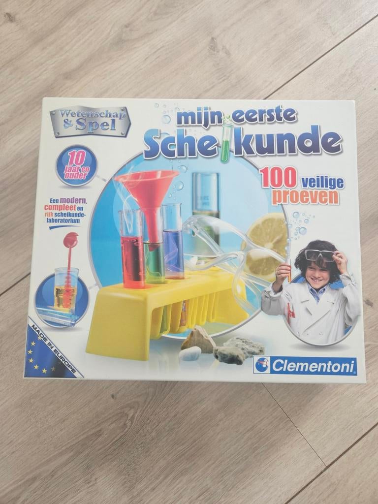 Scheikunde proefjes, Ophalen, Jongen of Meisje