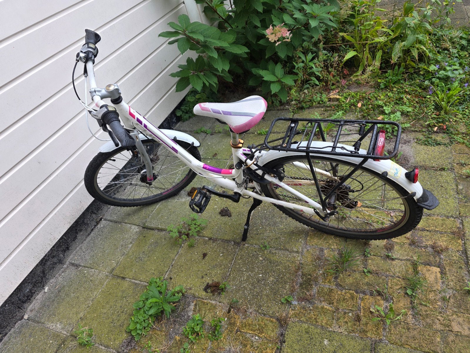 Meisjesfiets 24 inch - Wit/Roze, Ophalen, Handrem, Gebruikt, 24 inch