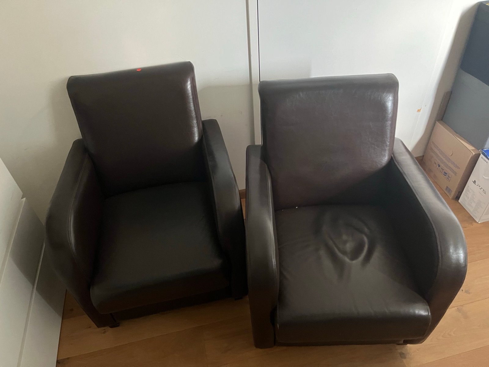 Set van 2 bruine leren fauteuils - goede staat, Ophalen, Gebruikt, Leer