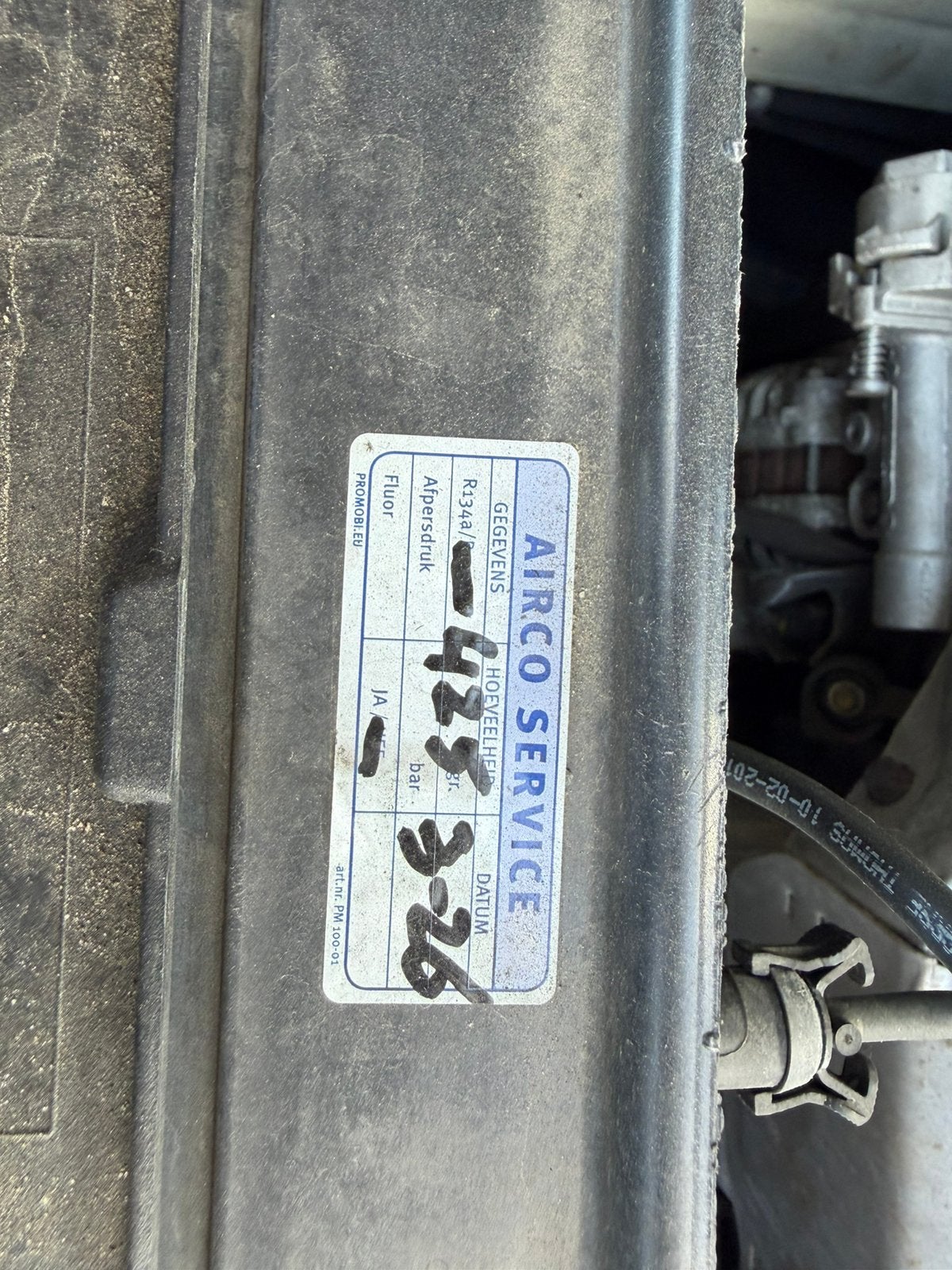Foto 21 van Peugeot 308 1.6 VTI CC 2011 Wit facelift