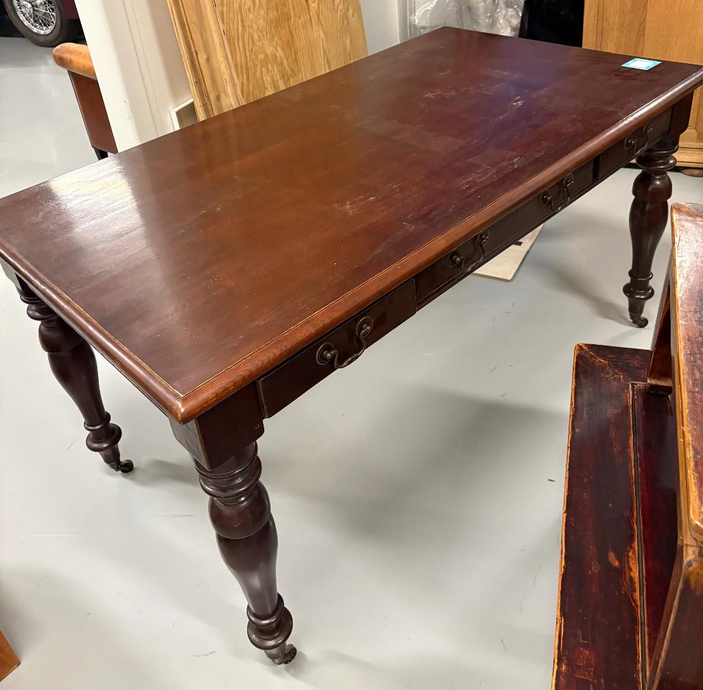 Eettafel / Tafel, zo goed als nieuw!, 50 tot 100 cm, 150 tot 200 cm, Zo goed als nieuw, Vijf personen of meer