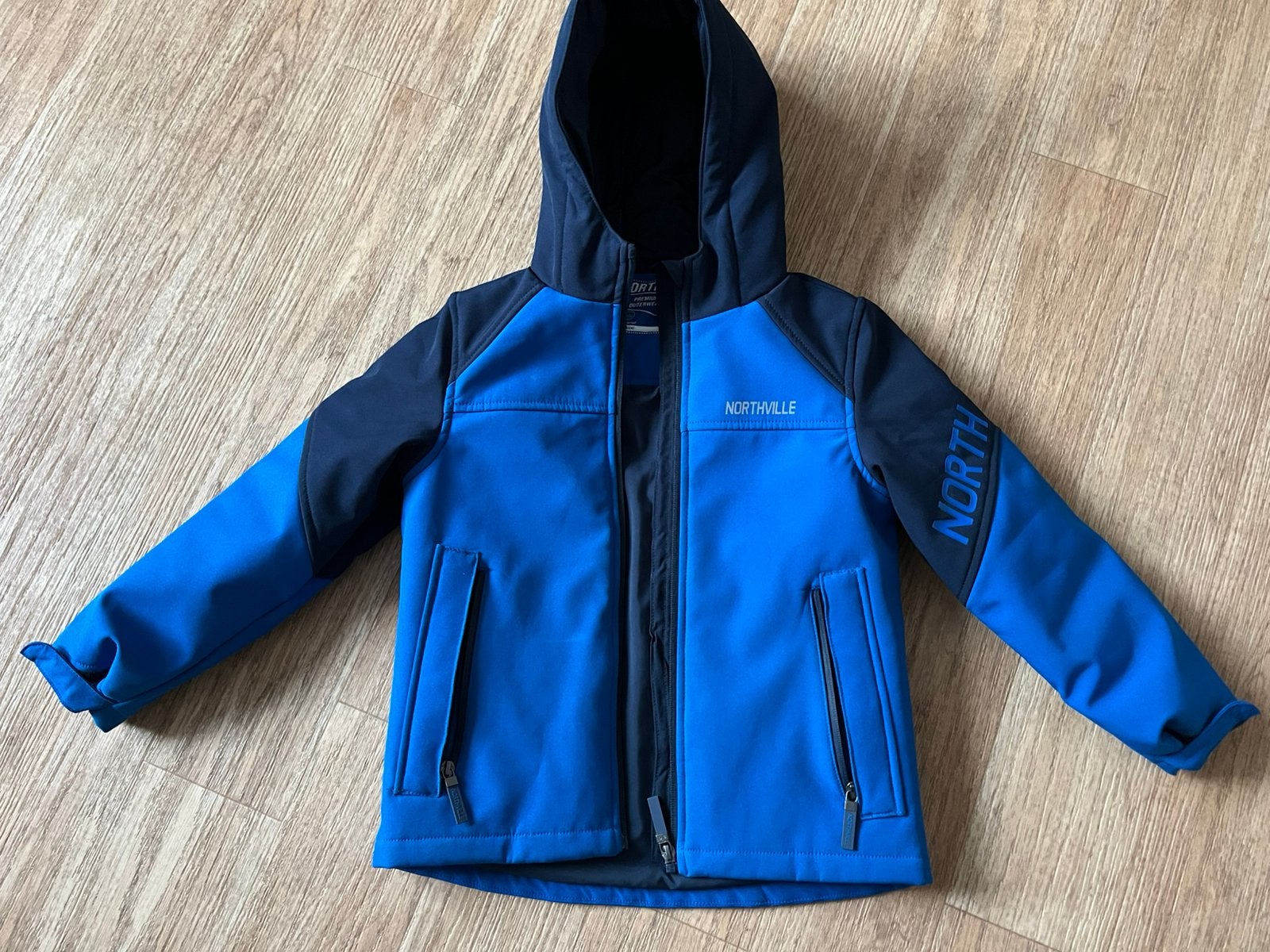 Winterjas voor jongen maat 122 voor de winter, Kinderen en Baby's, Ophalen of Verzenden, Zo goed als nieuw, Jongen, Jas