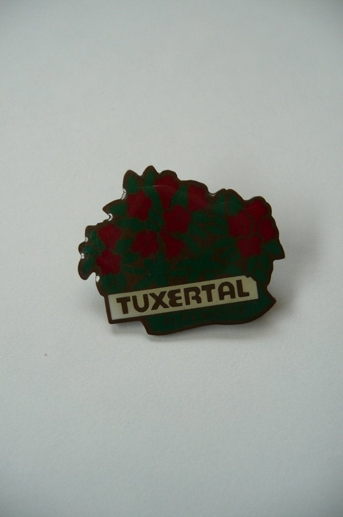 vintage pin Tuxertal Alpenrose, Verzamelen, Ophalen of Verzenden, Gebruikt, Stad of Land, Speldje of Pin