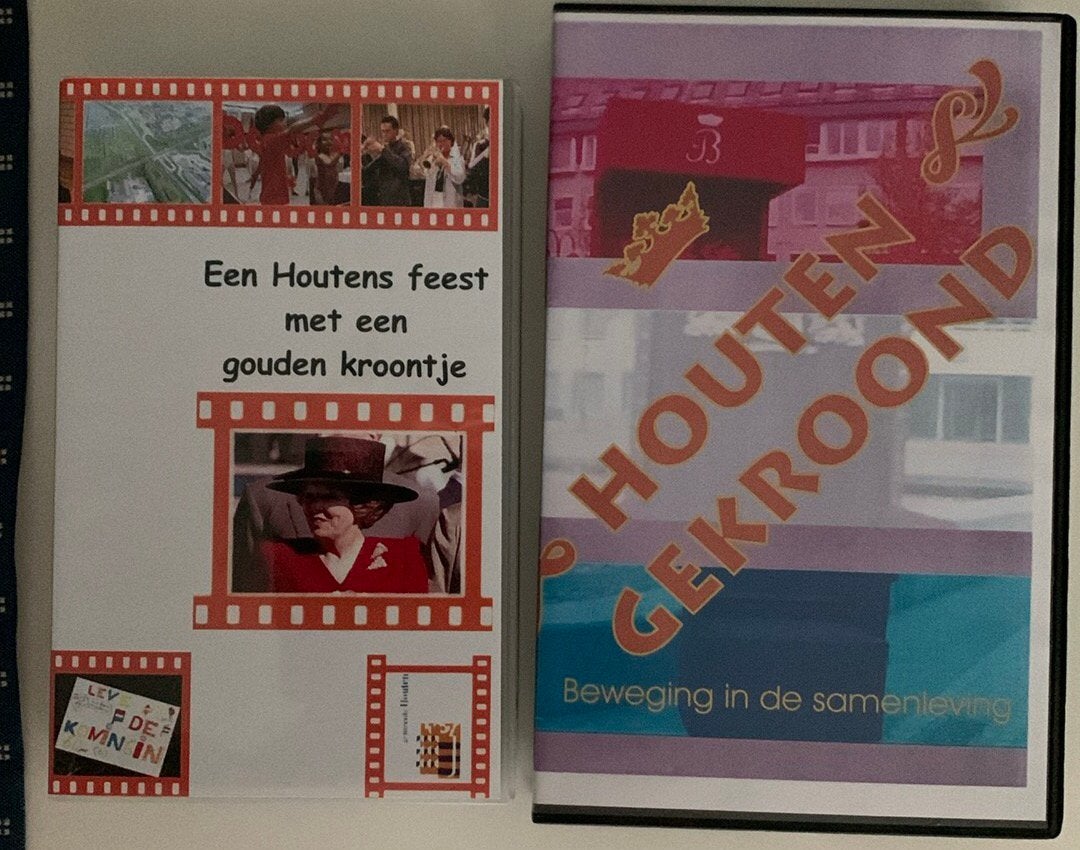 Koninginnedag Houten, 1999, 2 VHS, Ophalen of Verzenden, Zo goed als nieuw, Nederland, Overige typen