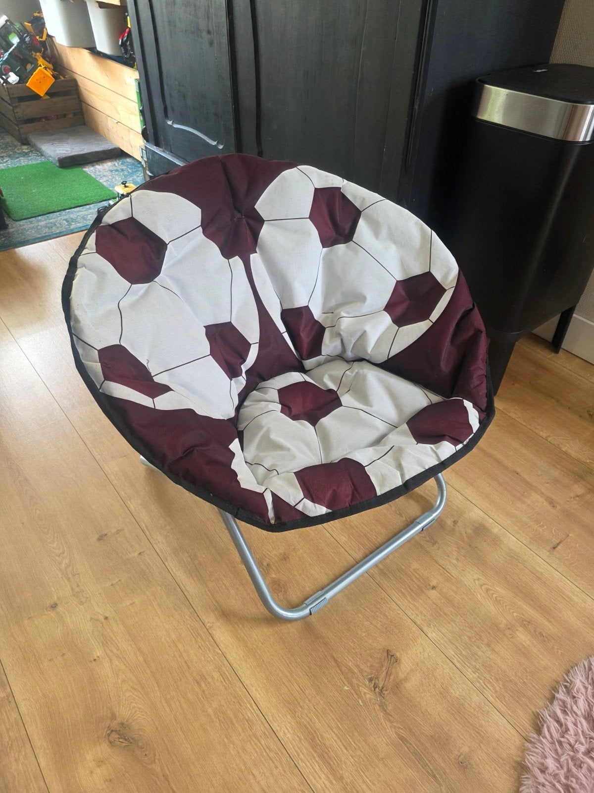 Inklapbare voetbal kuipstoel - Ideaal voor kinderkamer, Huis en Inrichting, Ophalen, Gebruikt, Overige kleuren, Voetbal, Kindvriendelijk, Modern