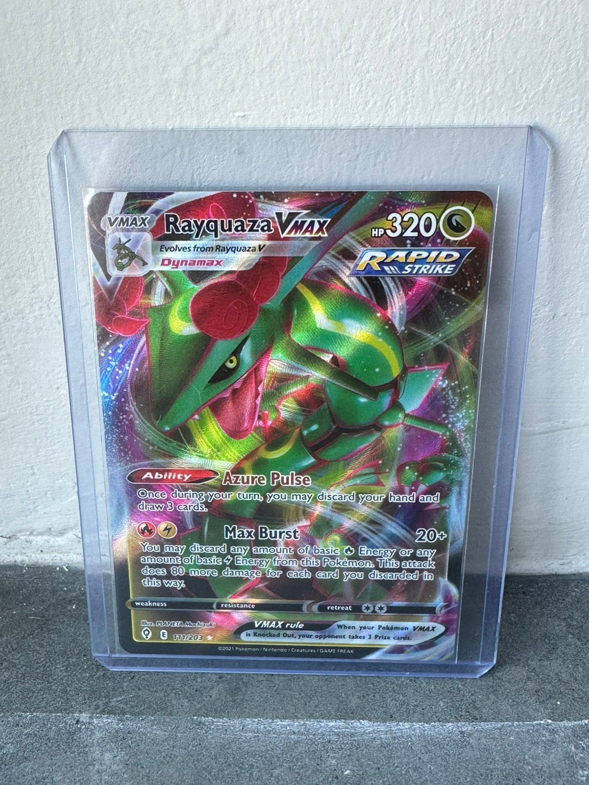 Rayquaza Vmax 111/203 Sword & Shield - Evolving Skies, Ophalen of Verzenden, Nieuw, Losse kaart
