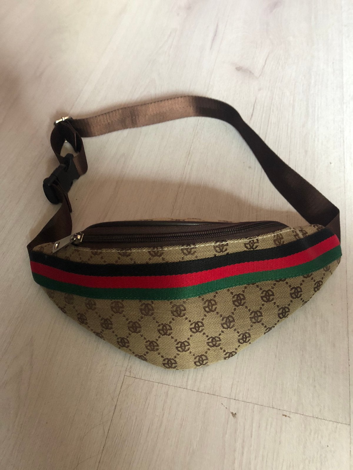 Gucci buiktasje, Ophalen of Verzenden, Zo goed als nieuw, Zwart