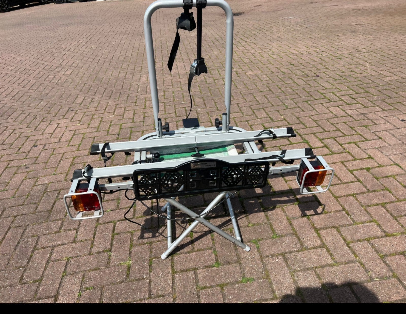 Fietsendrager voor 2 fietsen - Carlo Compact 2, Ophalen, Gebruikt, Trekhaakdrager, Elektrische fiets