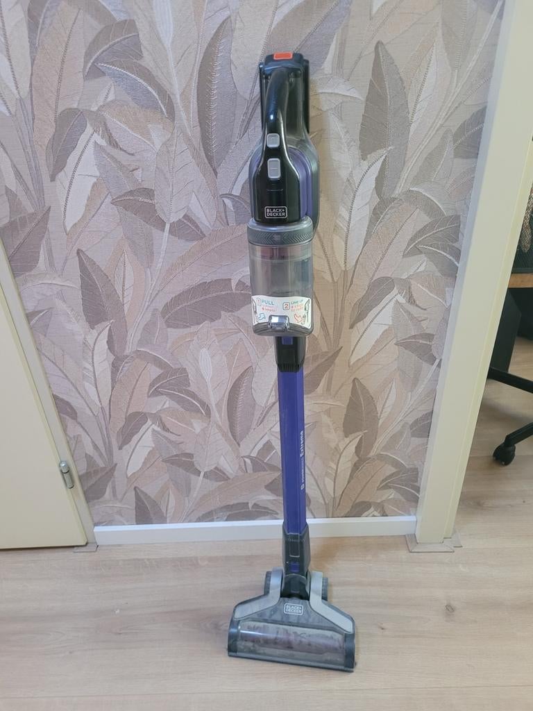 Black+Decker Draadloze Steelstofzuiger 18V Lithium, Gebruikt, Stofzuiger, Ophalen of Verzenden, Minder dan 1200 watt