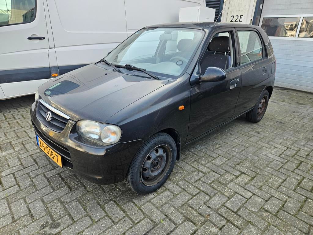 Suzuki Alto 2002 Zwart nieuwe apk, beurt gehad prima staat, Auto's, Suzuki, Voorwielaandrijving, Stof, 750 kg, 4 cilinders