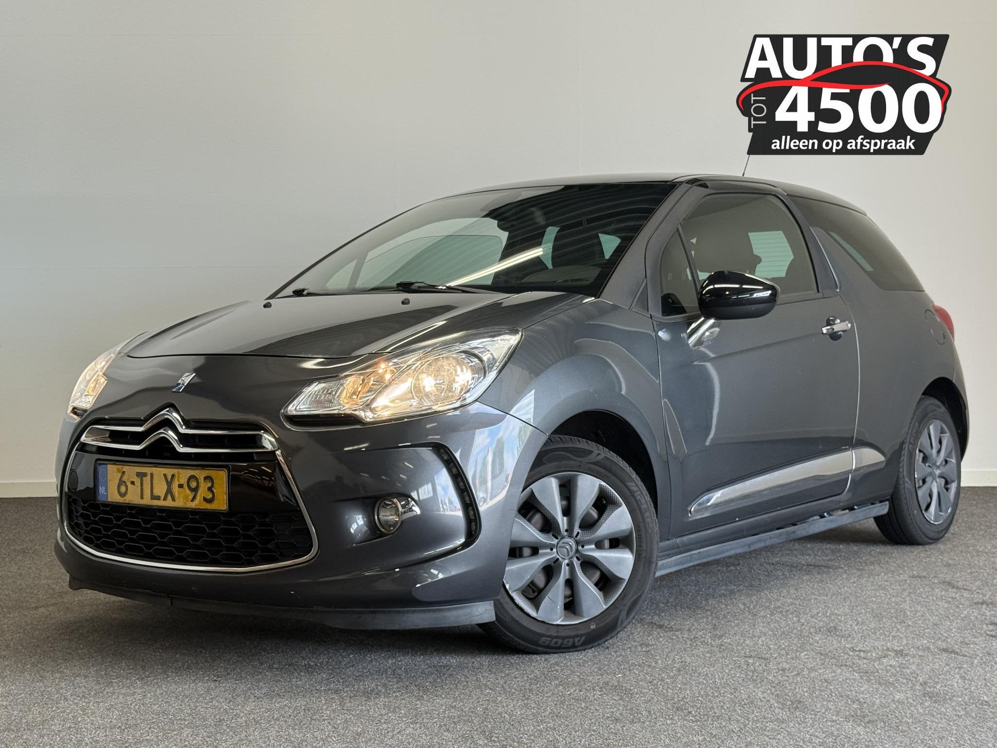 Citroen DS3 1.2 VTi Business Clima! Navi! Nieuwe apk!, Auto's, Voorwielaandrijving, Euro 5, Stof, Gebruikt