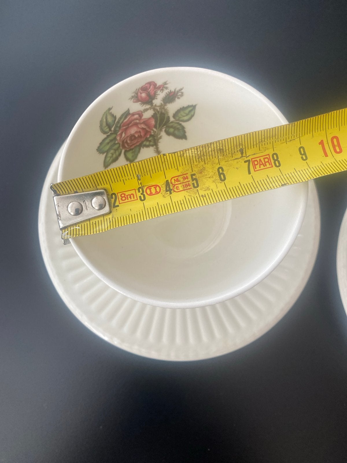 Vintage wedgewood koffiekop  en schotel met rozenmotief, Ophalen