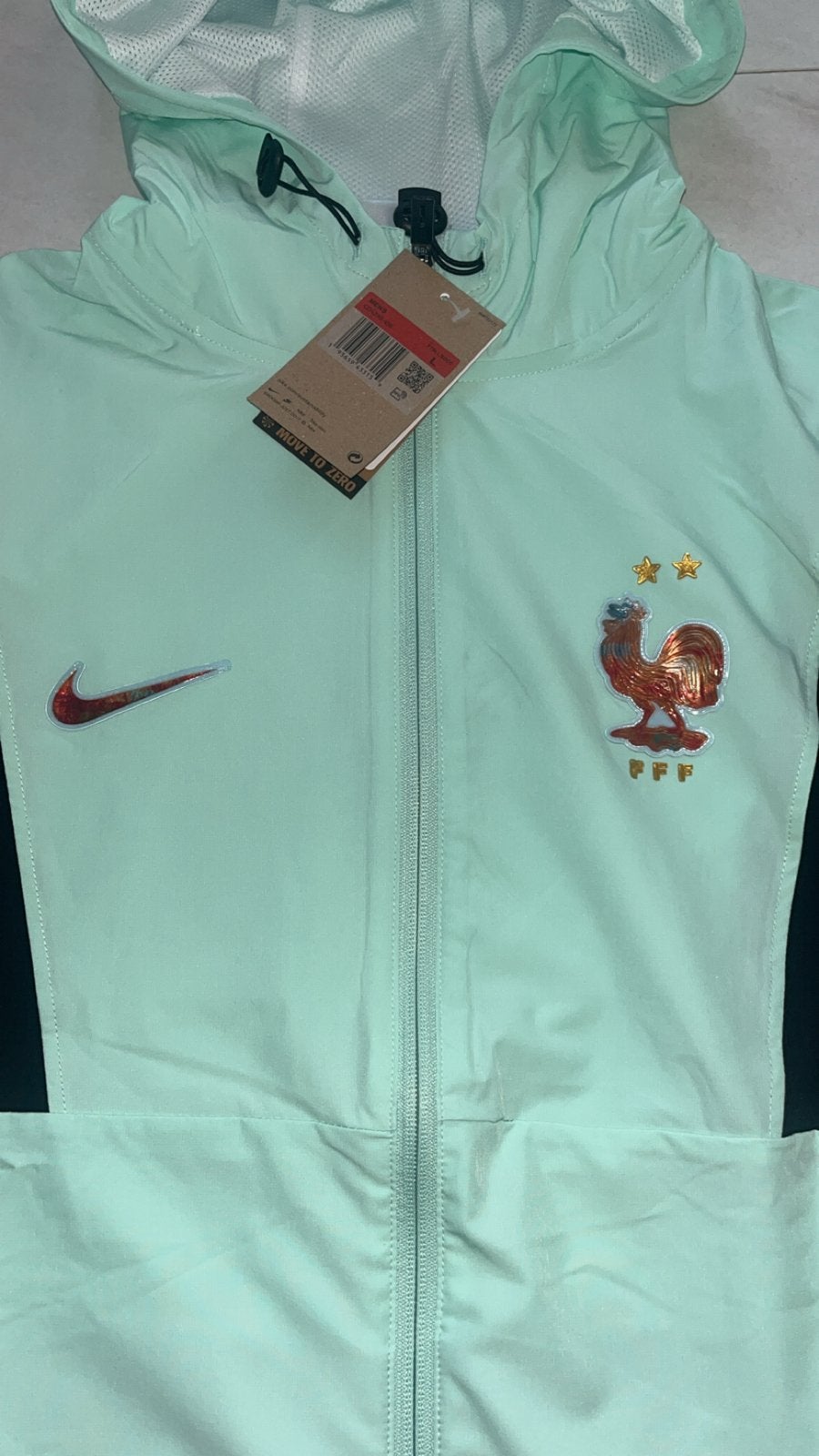 Nike FFF Trainingspak - Nieuw met labels, Kleding | Dames, Meerkleurig, Nieuw, Ophalen of Verzenden, Maat 42/44 (L)