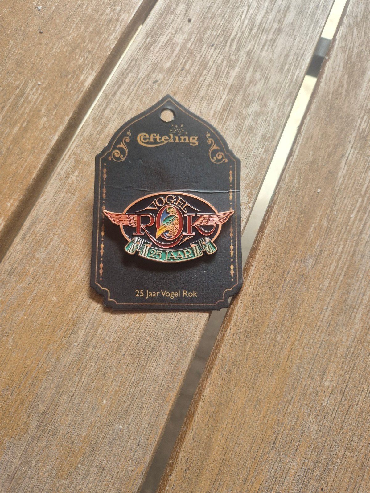 Efteling Pin Vogelrok, Ophalen of Verzenden, Zo goed als nieuw, Button of Speldje