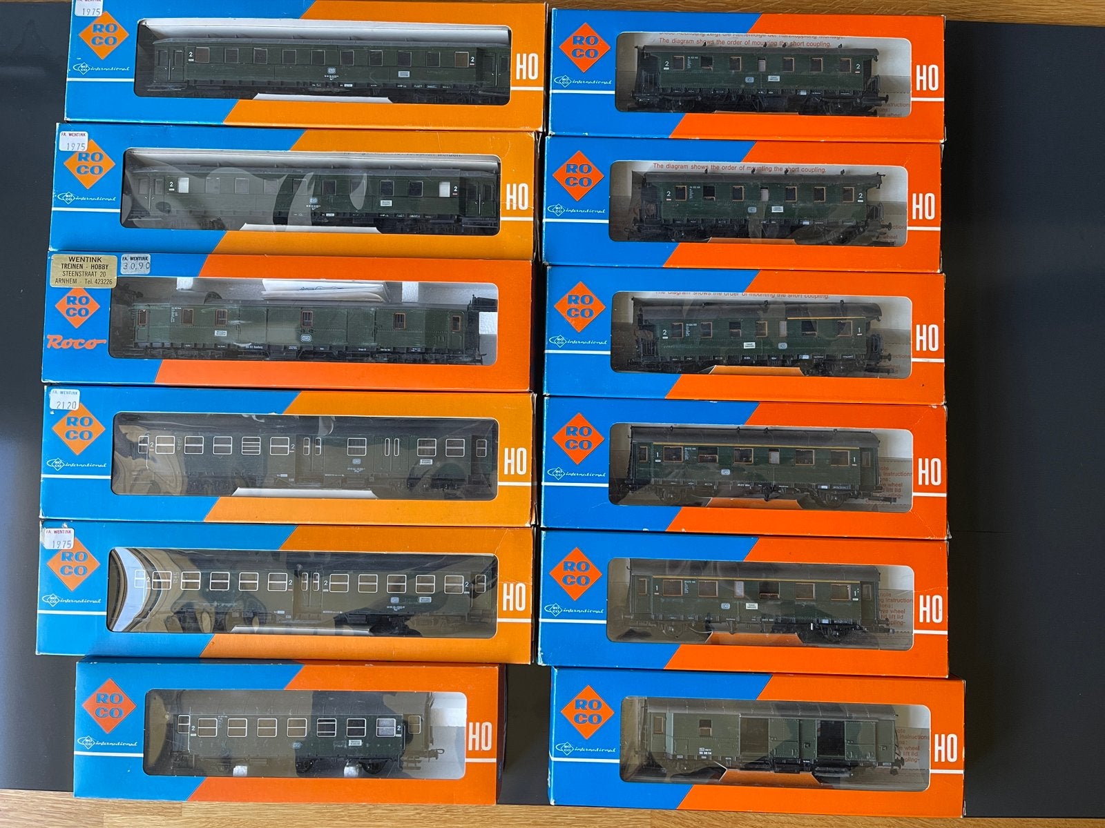 Grote hoeveelheid Roco wagons h0 z.g.a.n., Gelijkstroom, Wagon, Ophalen of Verzenden, Zo goed als nieuw