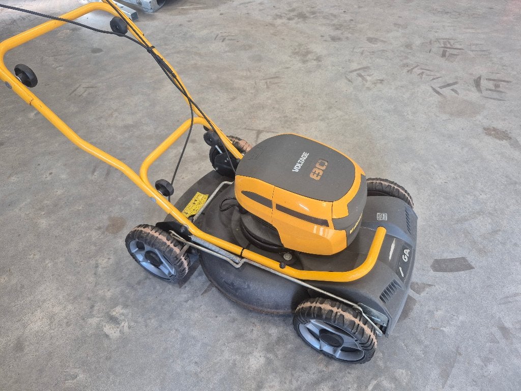 Stiga multiclip 50 sae electrische maaier, Tuin en Terras, Grasmaaiers, Cirkelmaaier, Gebruikt, Stiga, Accu-grasmaaier