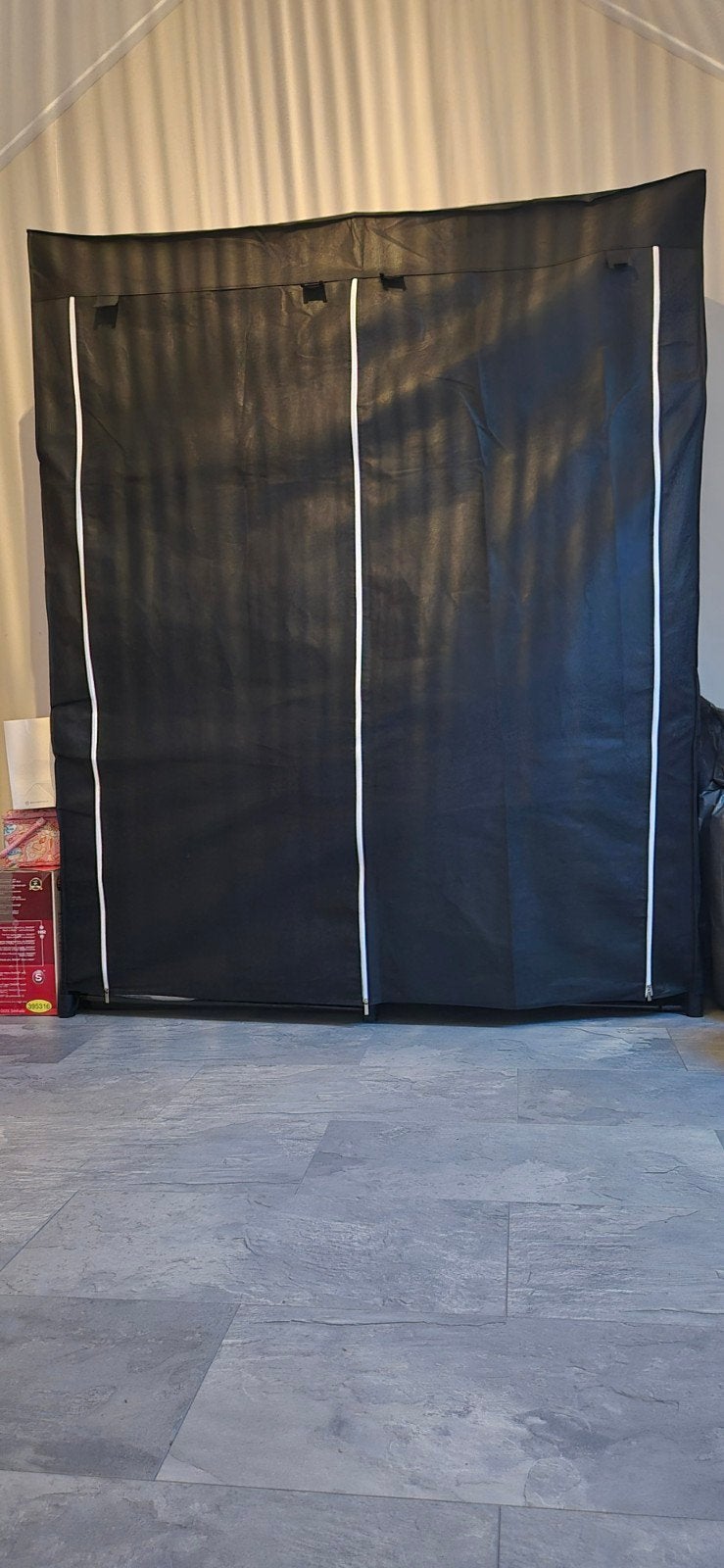 Stoffen kledingkast - Hoppai, Huis en Inrichting, Kasten | Kledingkasten, Ophalen, Met plank(en), Zo goed als nieuw, Overige materialen