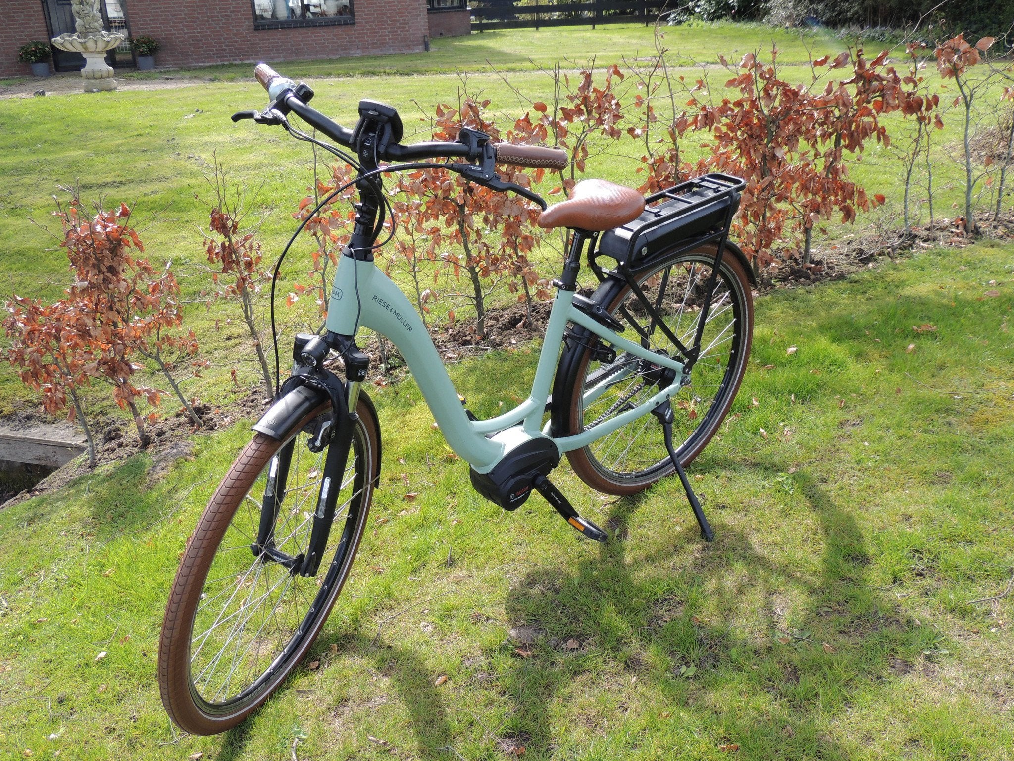 Riese & Muller Swing Framemaat 47 cm 500 WH accu, Riese & Müller, Edisonweg 9
1821 bn  Alkmaar, NL, Zo goed als nieuw, Riese & Muller