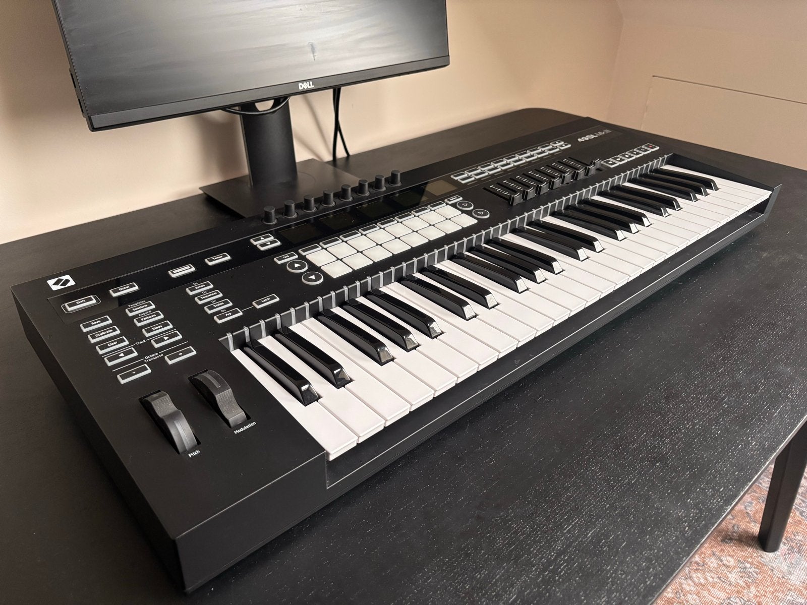 Novation 49SL MKIII MIDI-controller keyboard, Muziek en Instrumenten, Zo goed als nieuw, Aanslaggevoelig, Ophalen, 49 toetsen