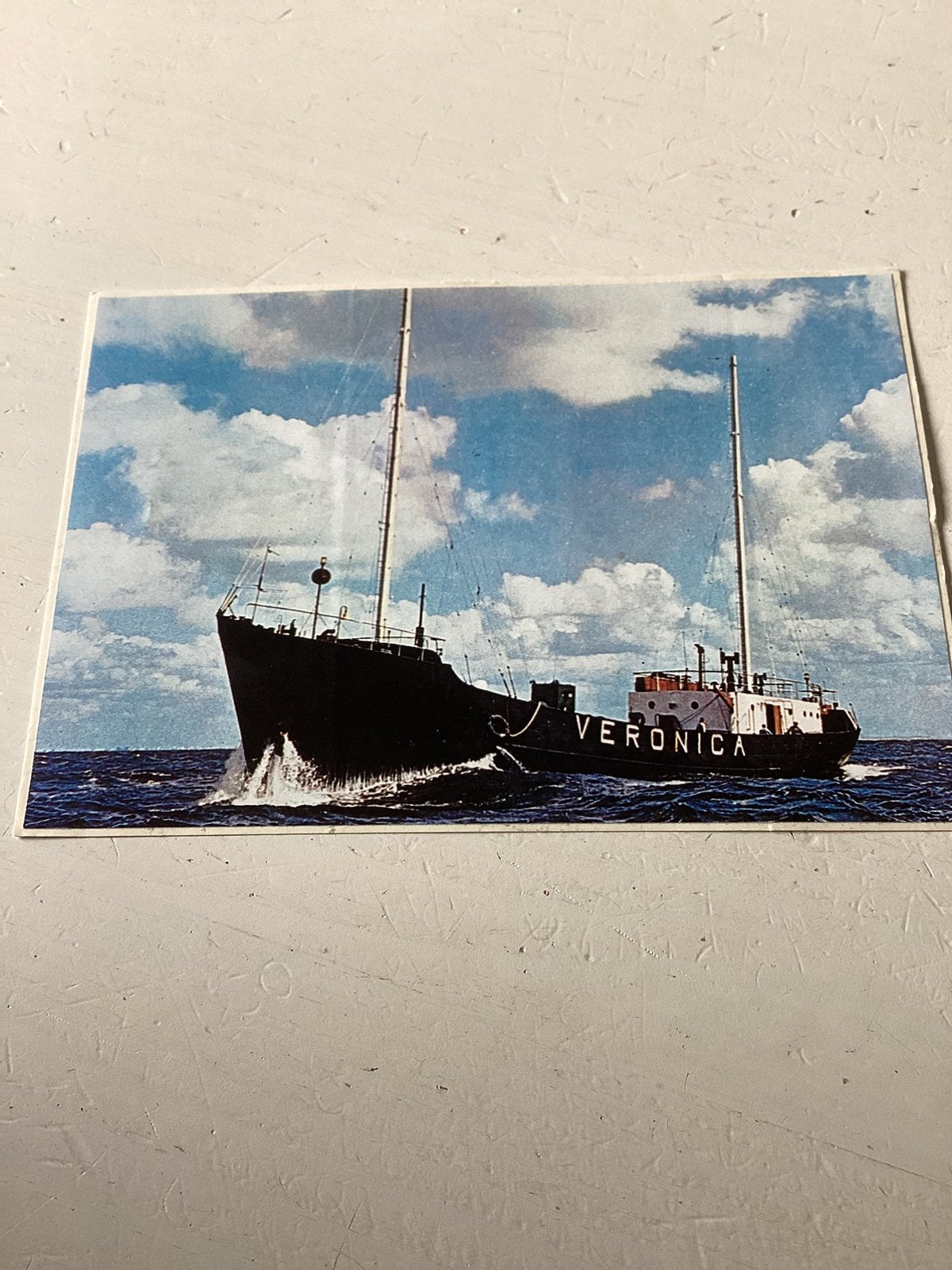 Sticker Veronica (schip), Verzenden, Zo goed als nieuw, Film, Tv of Omroep