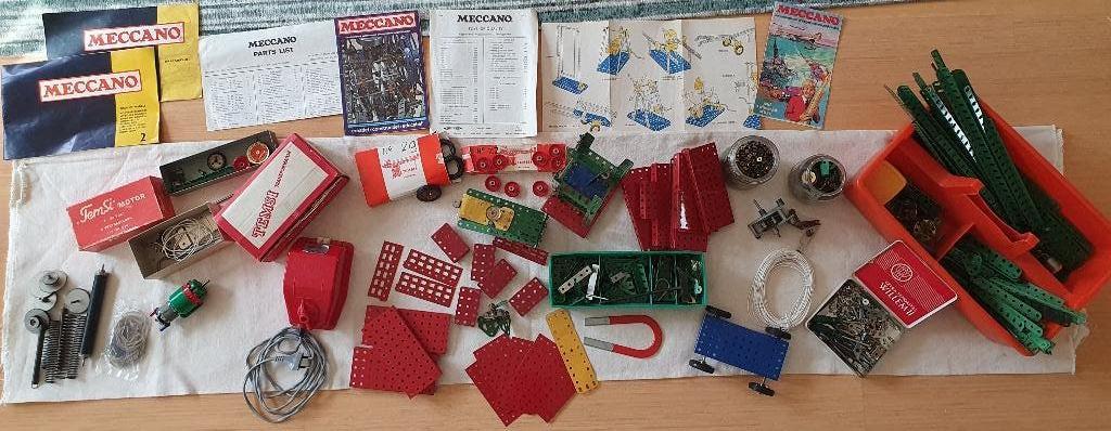 Meccano inclusief Temsi motor met 6 snelheden en Travo, Ophalen