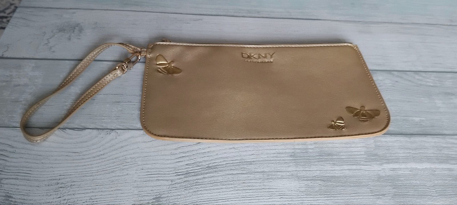 DKNY Clutch Goud met Vlinders, Ophalen of Verzenden, Gebruikt, Overige kleuren, Avondtasje