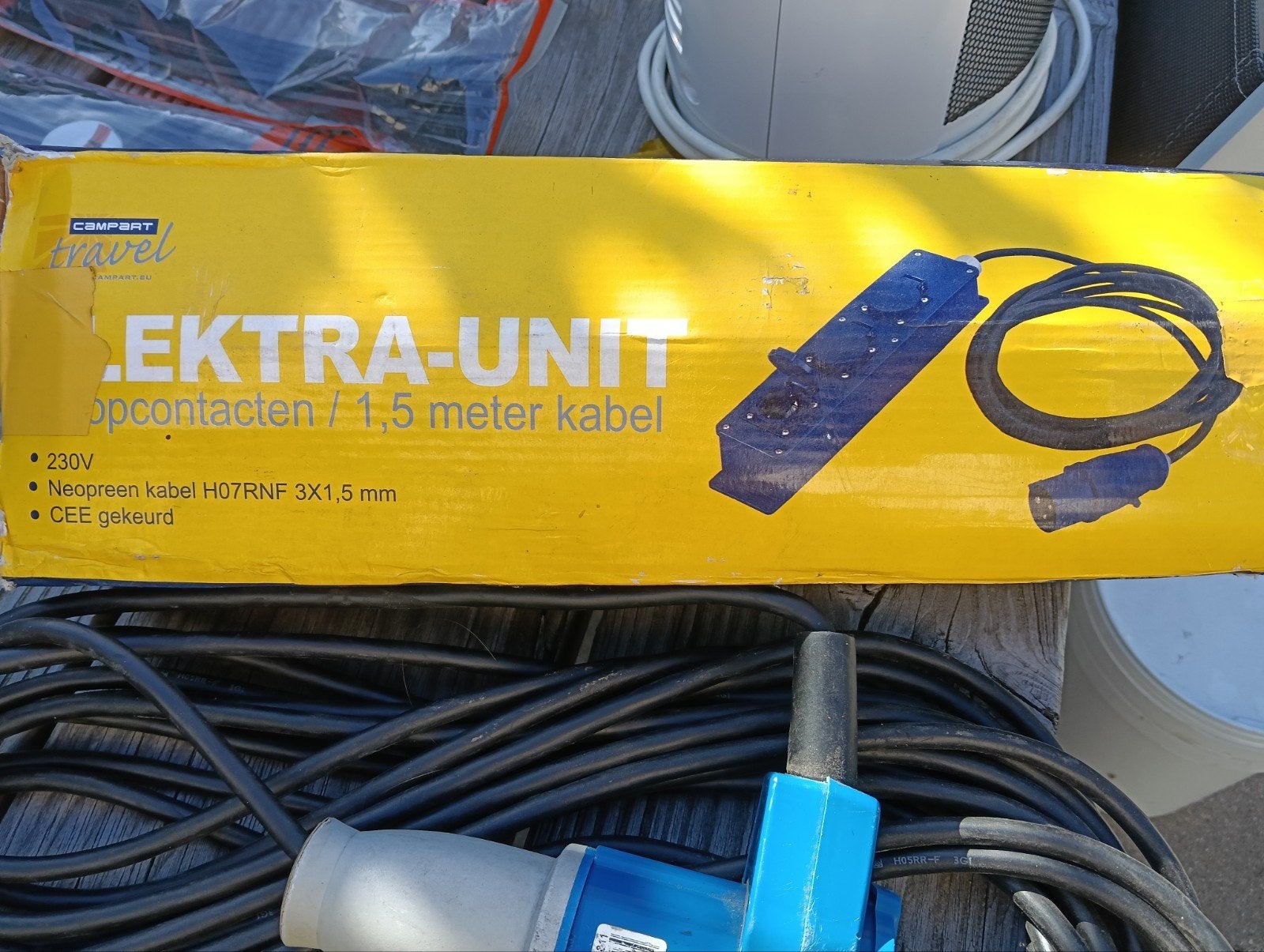 Compakt Travel Elektra-Unit met 1,5 meter kabel, Ophalen of Verzenden, Zo goed als nieuw