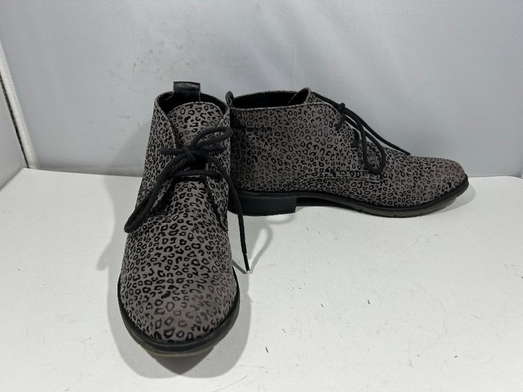 Marco Tozzi, maat 39 grijze schoenen met een dierenprint, Schoenen met lage hakken, Verzenden, Marco Tozzi, Zo goed als nieuw