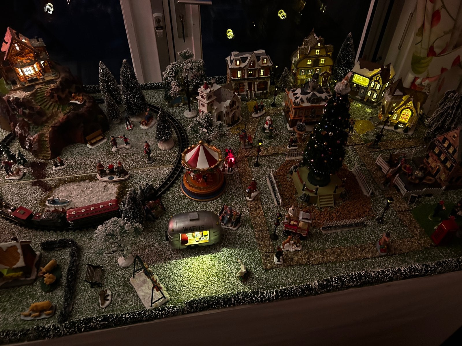 Compleet kerstdorp, Diversen, Ophalen, Zo goed als nieuw