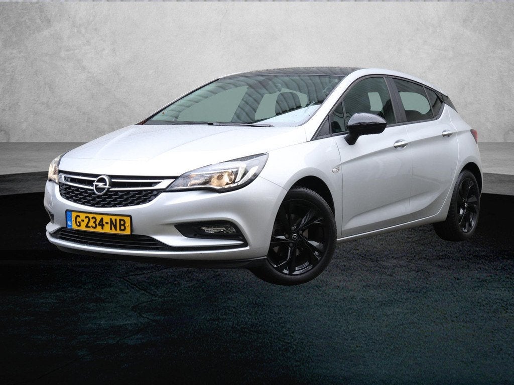 Opel Astra 1.4 150pk Black Edition | Unieke kilometerstand |, 1398 cc, 150 pk, 620 kg, Origineel Nederlands