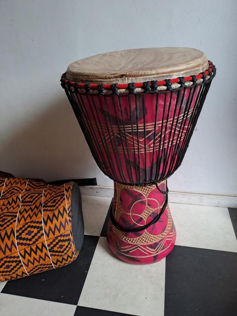 Djembe met passende draagzak, Muziek en Instrumenten, Ophalen, Trommel