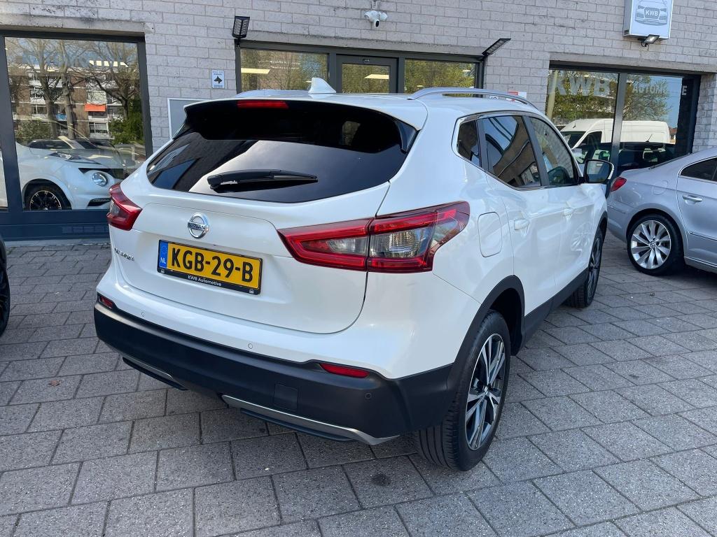 Nissan QASHQAI 1.2 N Connecta Panoramadak Camera (bj 2018), Auto's, Gebruikt, Euro 6, 116 pk, Wit