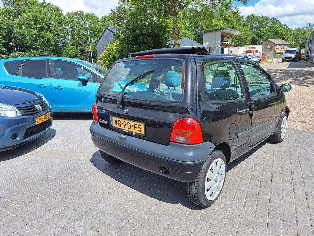 Renault Twingo 1.2-16V Lazuli / Cabriodak! / APK mei 2027, Voorwielaandrijving, 4 cilinders, 4 stoelen, Zwart