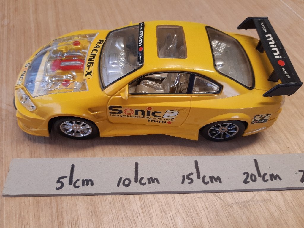 Racewagen Sonic 2 Geel Mini Racer Mooie Staat ca 1:24, Hobby en Vrije tijd, Ophalen of Verzenden, Gebruikt, Auto, Overige merken