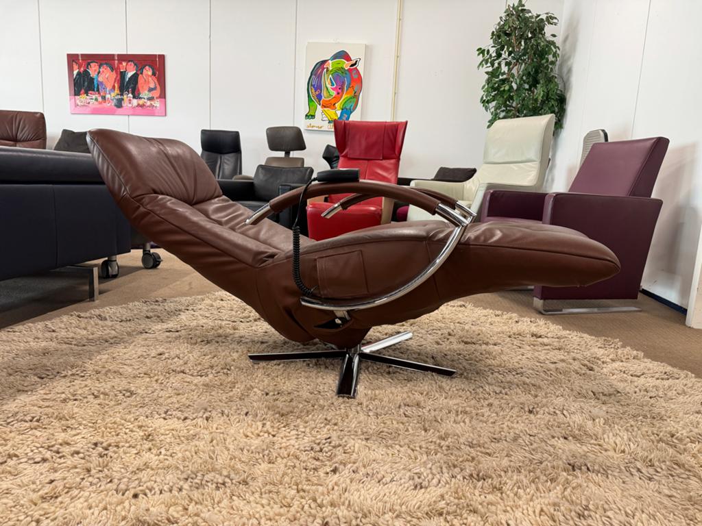 Strässle Carlo Relaxfauteuil - Bruin Leer, Huis en Inrichting, Zwitserland, Ophalen of Verzenden, 50 tot 75 cm, Leer