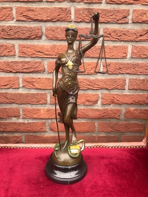 Weens brons: Vrouwe Justitia, 40 cm hoog, Ophalen of Verzenden, Brons