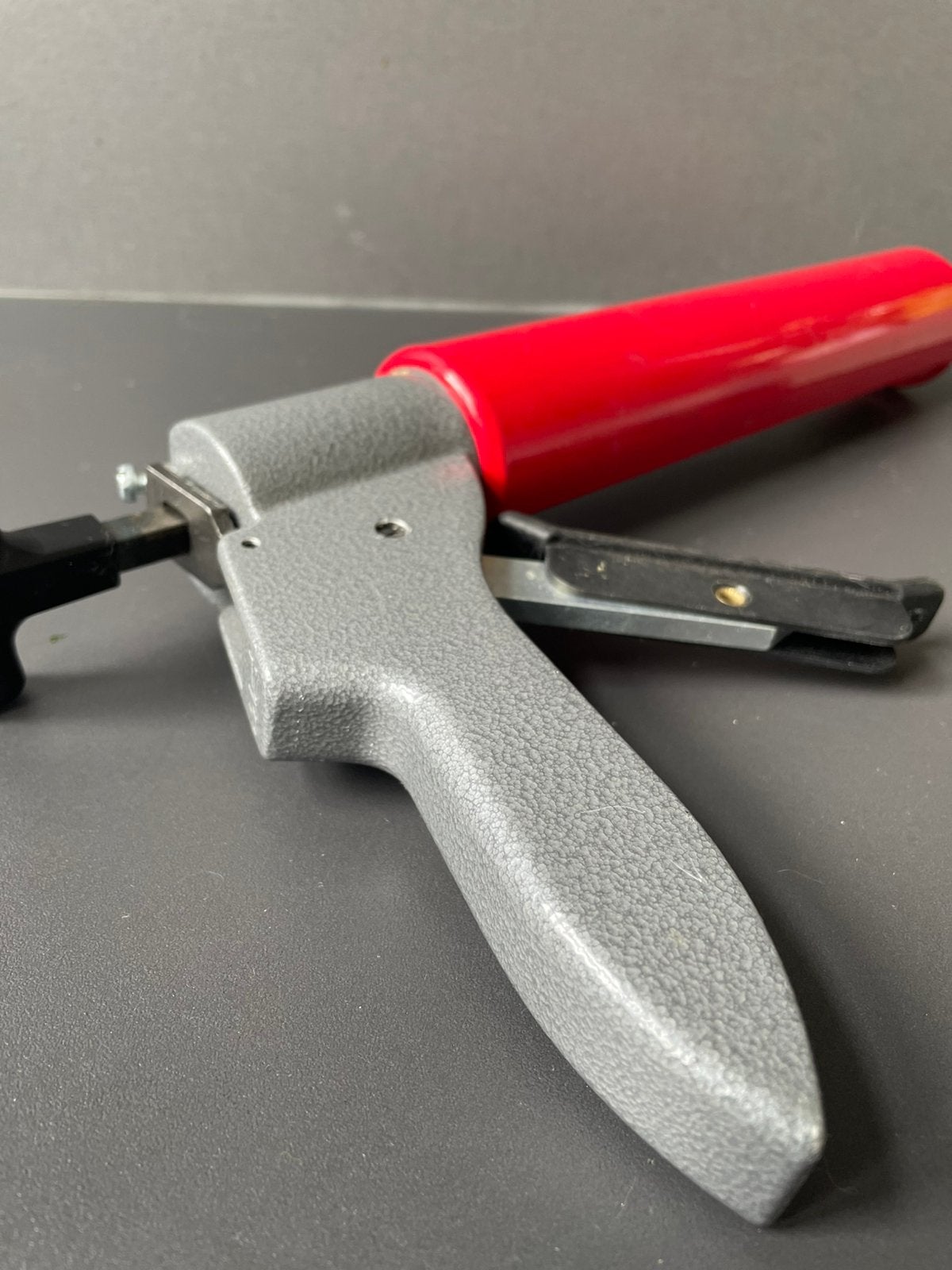 Kroger / MK H40 kitspuit, Doe-het-zelf en Verbouw, Gereedschap | Handgereedschap, Zo goed als nieuw, Kitspuit, Overige merken