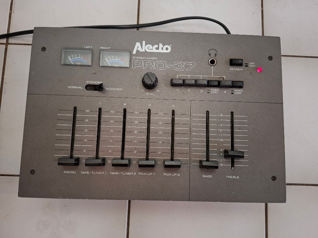 Alecto PRO-37 Stereo mixer, Ophalen, Gebruikt