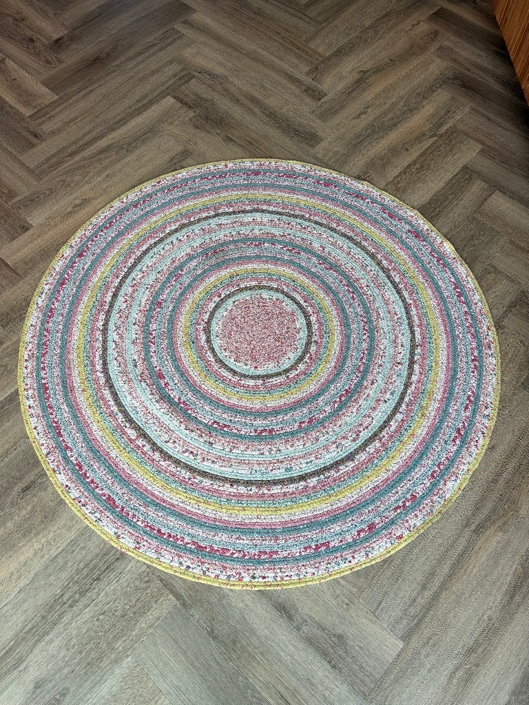 Rond gevlochten tapijt, Rond, Zo goed als nieuw, Ophalen, Blauw